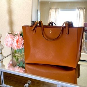 Tory Burch York Buckle Tote Tan